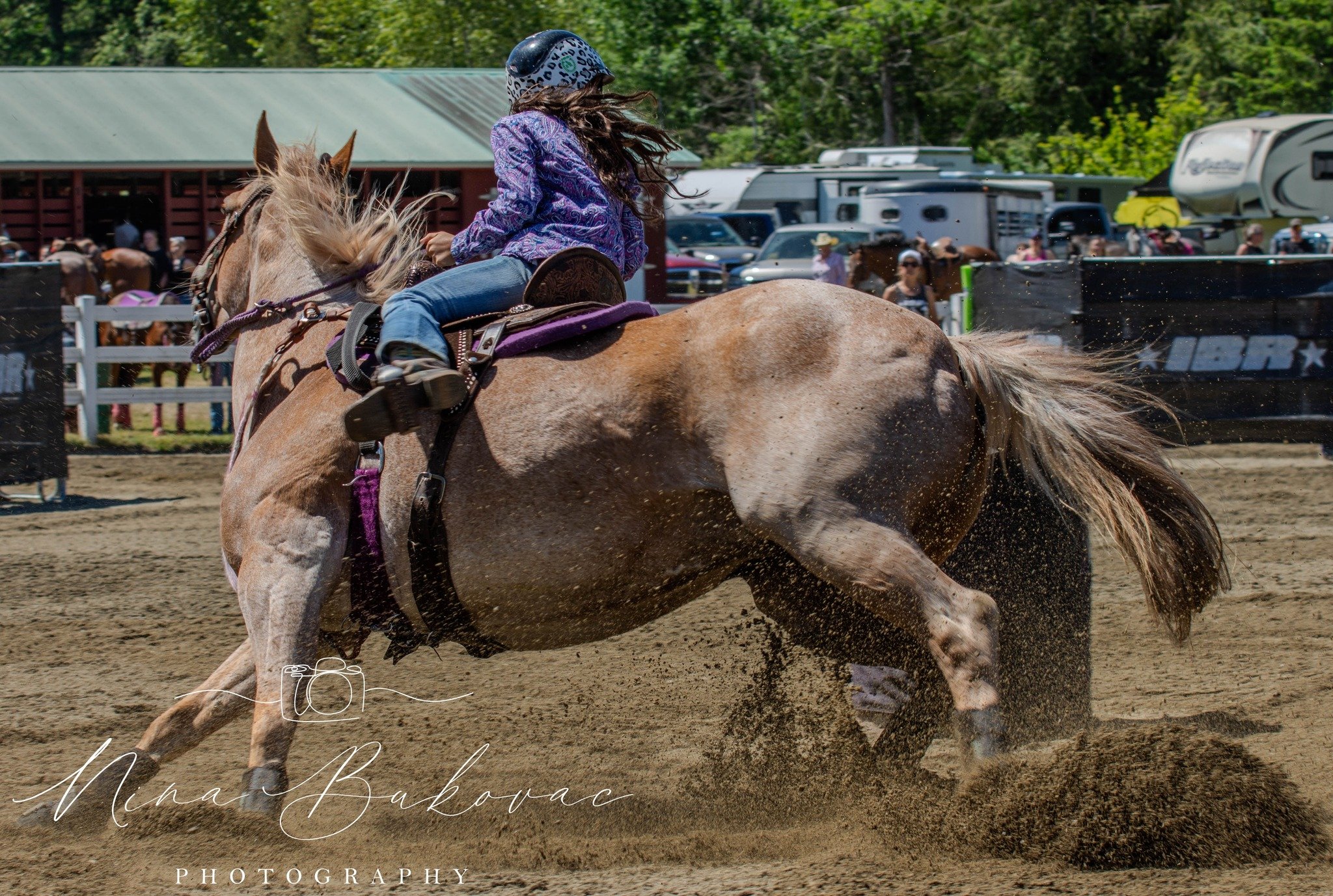 Barrel racing photo